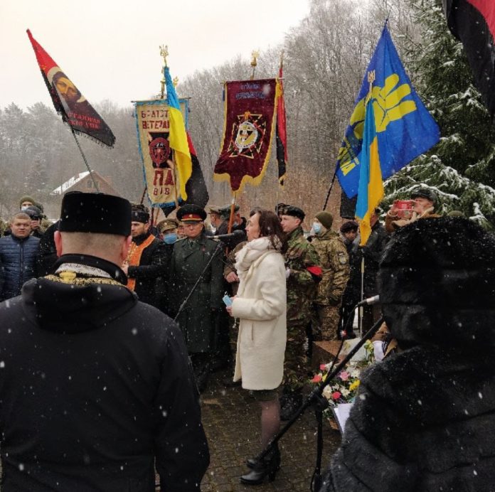 У Львові вшанували пам’ять головного командира УПА Романа Шухевича У Львові вшанували пам’ять головного командира УПА Романа Шухевича