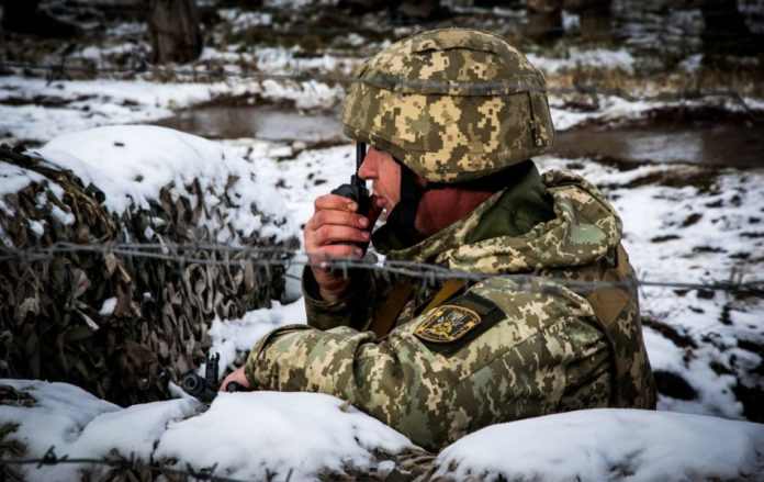 На Донбасі за минулу добу бойовики чотири рази порушили «тишу» та поранили українського військового На Донбасі за минулу добу бойовики чотири рази порушили «тишу» та поранили українського військового