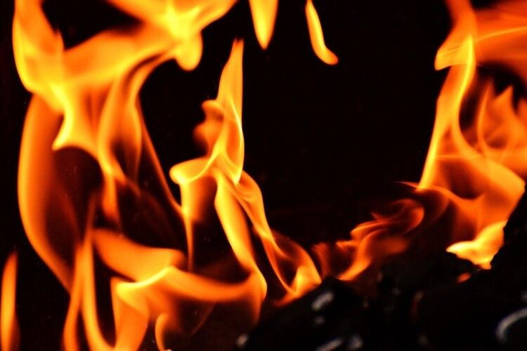Жителів Львівщини попереджають про надзвичайний ризик пожежної небезпеки на території області
