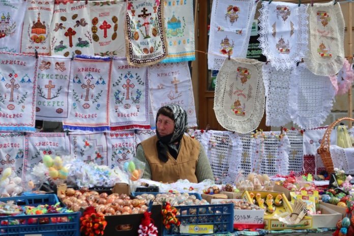 Львів у передчутті Великодня (фоторепортаж) Львів у передчутті Великодня (фоторепортаж)