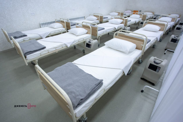 У Львові зайняті дві третини ліжко-місць для недужих на коронавірус