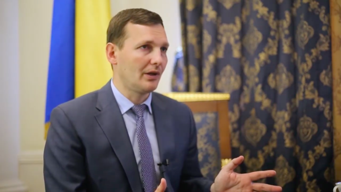 Шантаж РФ та подробиці затримання українського консула (відео) Шантаж РФ та подробиці затримання українського консула (відео)