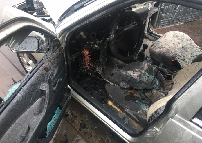 На Львівщині вогнеборці ліквідували займання автомобіля На Львівщині вогнеборці ліквідували займання автомобіля