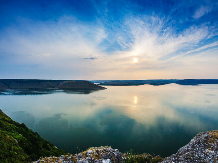 Українська Атлантида чи замок Гербуртів: куди втекти зі Львова під час карантину Українська Атлантида чи замок Гербуртів: куди втекти зі Львова під час карантину