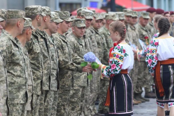 У Львові ще 73 учасники АТО отримають по 100 тисяч гривень: перелік У Львові ще 73 учасники АТО отримають по 100 тисяч гривень: перелік