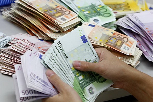 Офіційний курс валют: вартість євро зросла