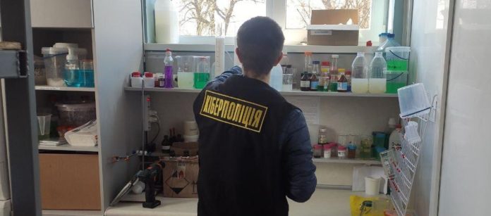 На Львівщині викрили цех, який виготовляв підроблені побутові товари На Львівщині викрили цех, який виготовляв підроблені побутові товари