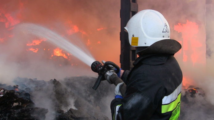 В Золочівському районі згоріла цегляна будівля В Золочівському районі згоріла цегляна будівля
