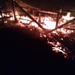 На Львівщині вогонь знищив дерев’яну літню кухню - 2