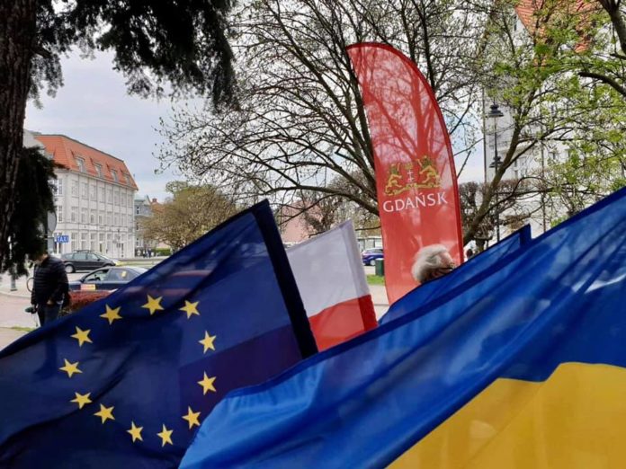 У Ґданську відкрили сквер на честь генерала армії УНР (фото) У Ґданську відкрили сквер на честь генерала армії УНР (фото)
