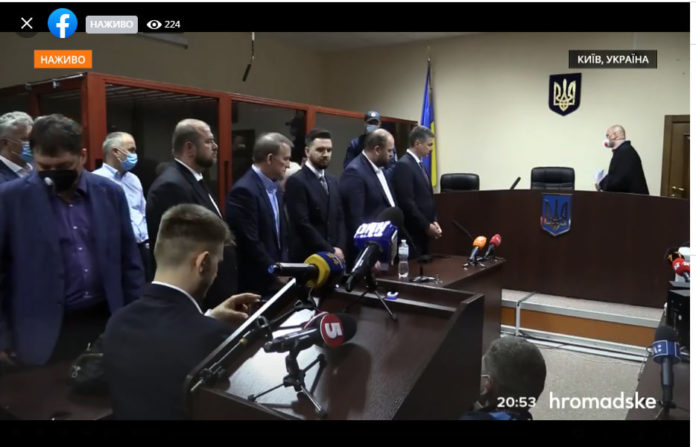 Медведчука відправили під домашній арешт Медведчука відправили під домашній арешт