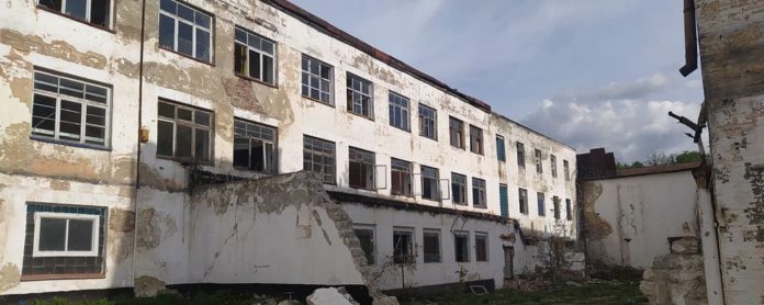Мінюст продає львівську колонію № 48 двома лотами Мінюст продає львівську колонію № 48 двома лотами