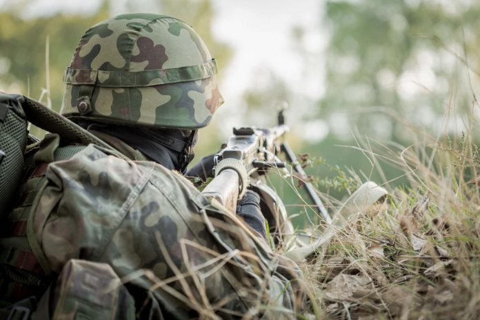 Окупанти обстріляли позиції українських захисників з мінометів та гранатометів Окупанти обстріляли позиції українських захисників з мінометів та гранатометів
