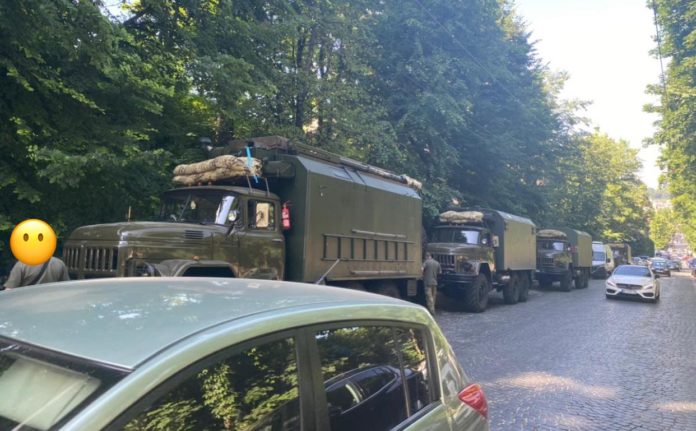 УГКЦ заявила про рейдерське захоплення Митрополичих садів у Львові УГКЦ заявила про рейдерське захоплення Митрополичих садів у Львові