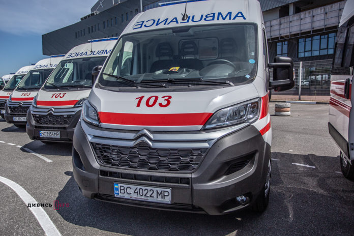 Центр медицини катастроф отримав 57 нових автомобілів швидкої допомоги (фоторепортаж) Центр медицини катастроф отримав 57 нових автомобілів швидкої допомоги (фоторепортаж)