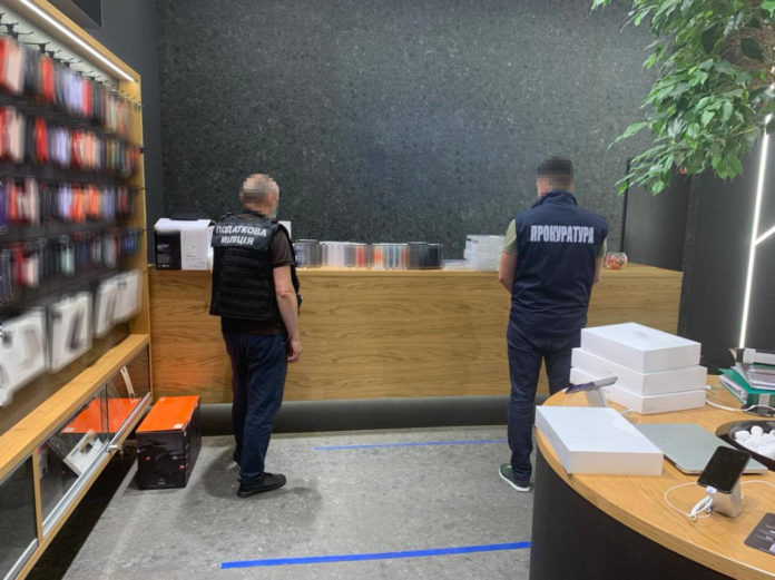 У львівської мережі магазинів вилучили товарів на 14 мільйонів гривень У львівської мережі магазинів вилучили товарів на 14 мільйонів гривень