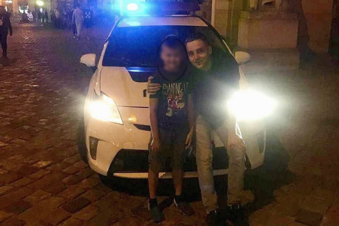 У Львові патрульний під час вихідного знайшов хлопчика, який загубився У Львові патрульний під час вихідного знайшов хлопчика, який загубився