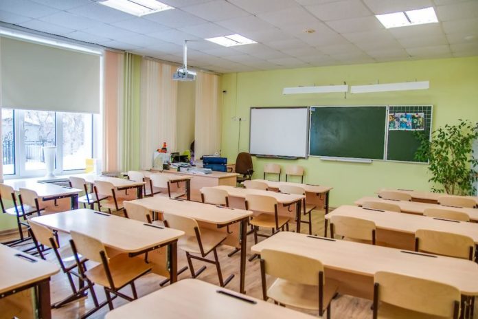 На Львівщині вакцинованих освітян виявилося значно менше, ніж розповідали раніше На Львівщині вакцинованих освітян виявилося значно менше, ніж розповідали раніше