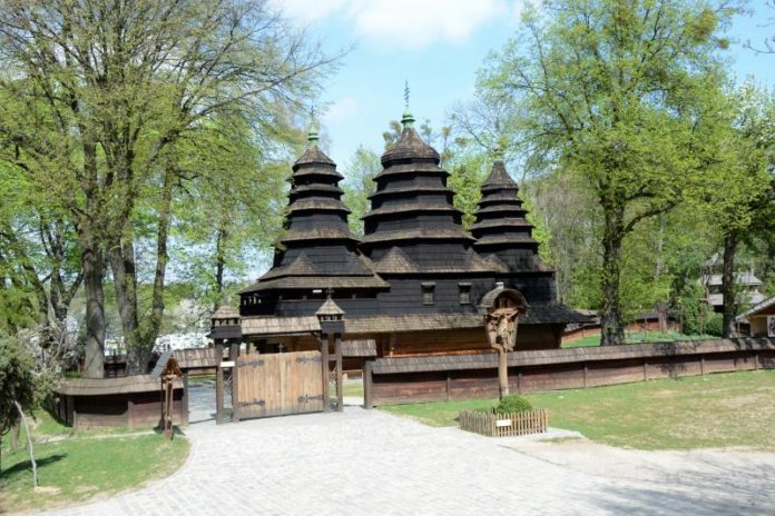 У Шевченківському гаю кличуть на родинний концерт (програма заходів) У Шевченківському гаю кличуть на родинний концерт (програма заходів)