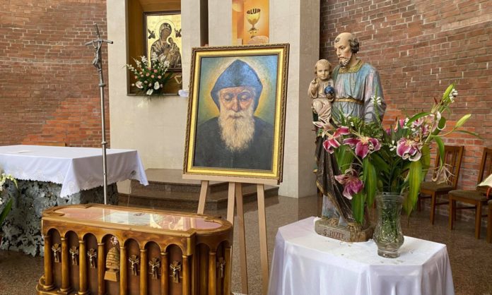У Львові можна помолитися біля мощей св. Шарбеля. Розклад Богослужінь У Львові можна помолитися біля мощей св. Шарбеля. Розклад Богослужінь