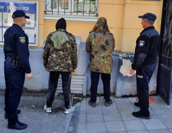 Двох підозрюваних у викраденні людини на Самбірщині взяли під варту Двох підозрюваних у викраденні людини на Самбірщині взяли під варту