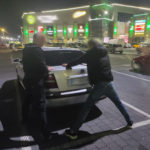 Іноземець обікрав авто у Львові (фото) - 2
