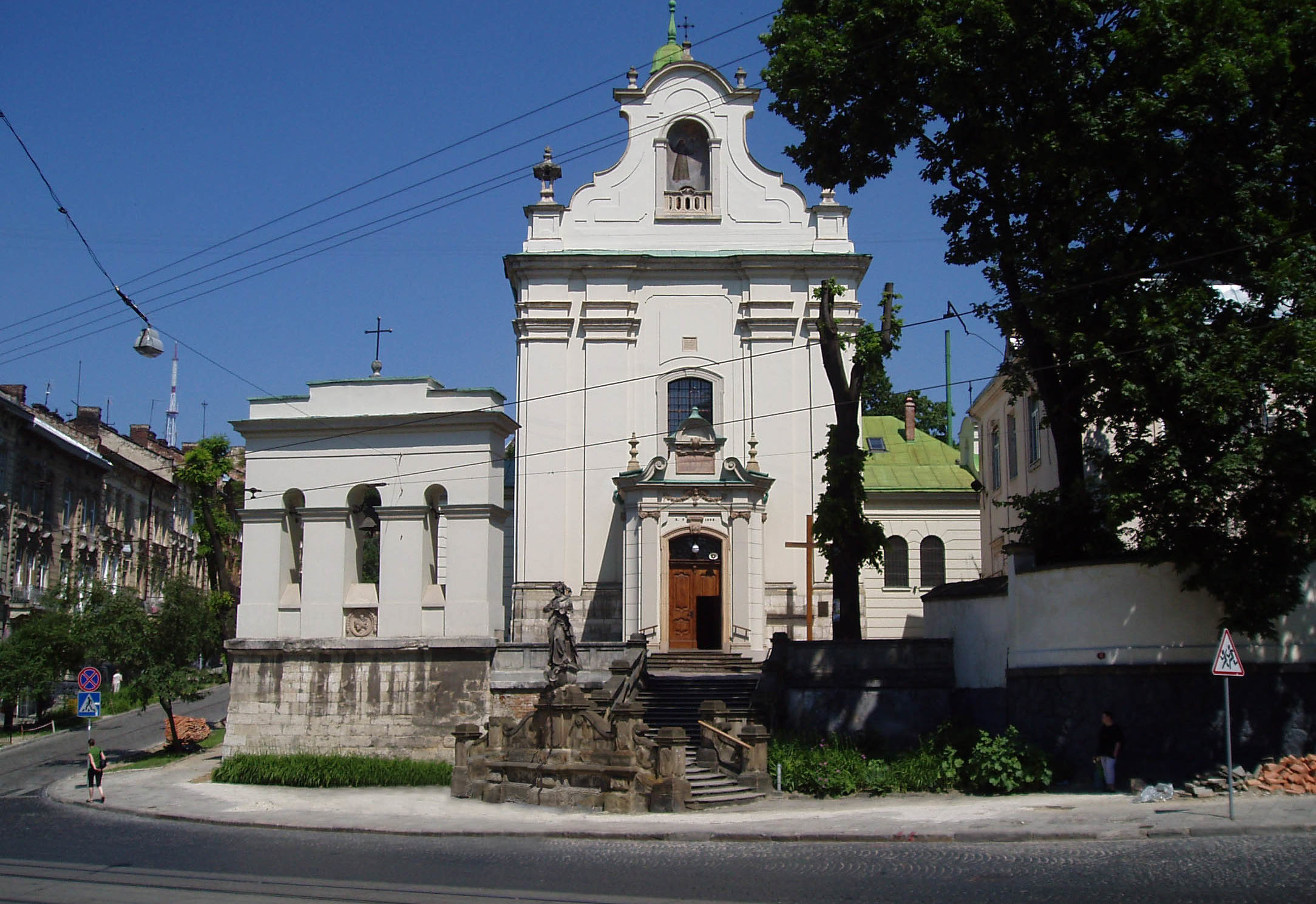 Church_of_Saint_Anthony,_Lviv