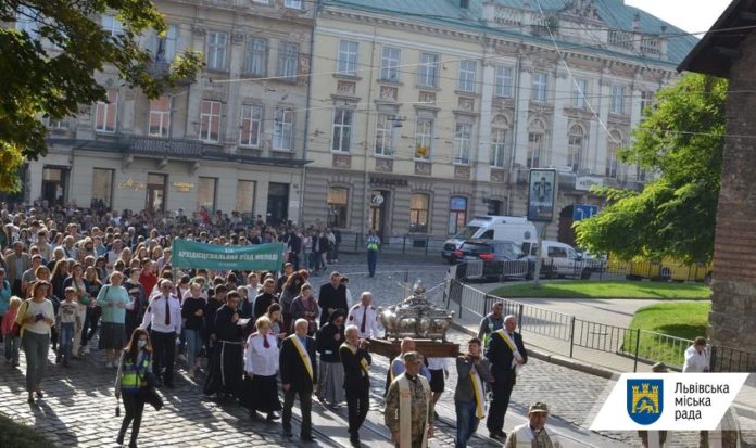 У Львові відбулась процесійна хода на честь покровителя Львівської архидієцізії блаженного Якова Стрепи У Львові відбулась процесійна хода на честь покровителя Львівської архидієцізії блаженного Якова Стрепи