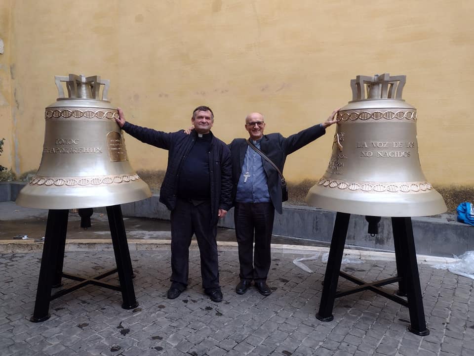 Дзвони для церкви у Сокільниках освятять у Ватикані