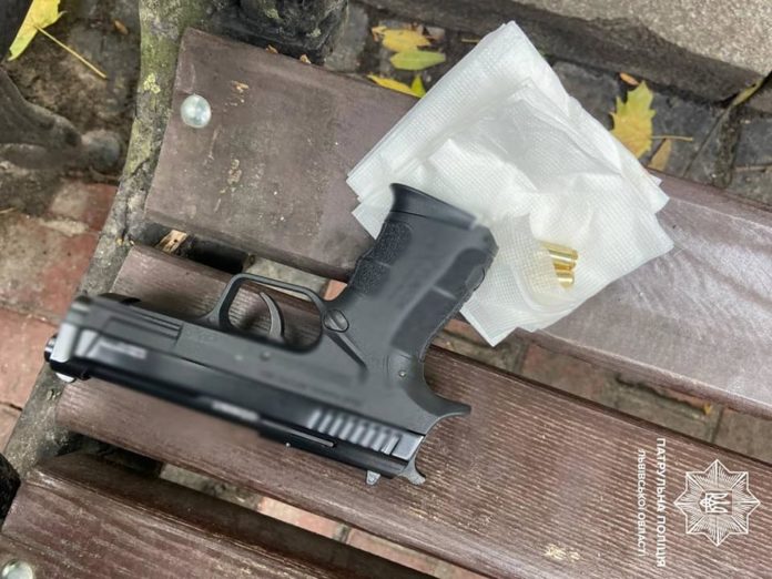 У Львові нетверезі вчинили стрілянину У Львові нетверезі вчинили стрілянину