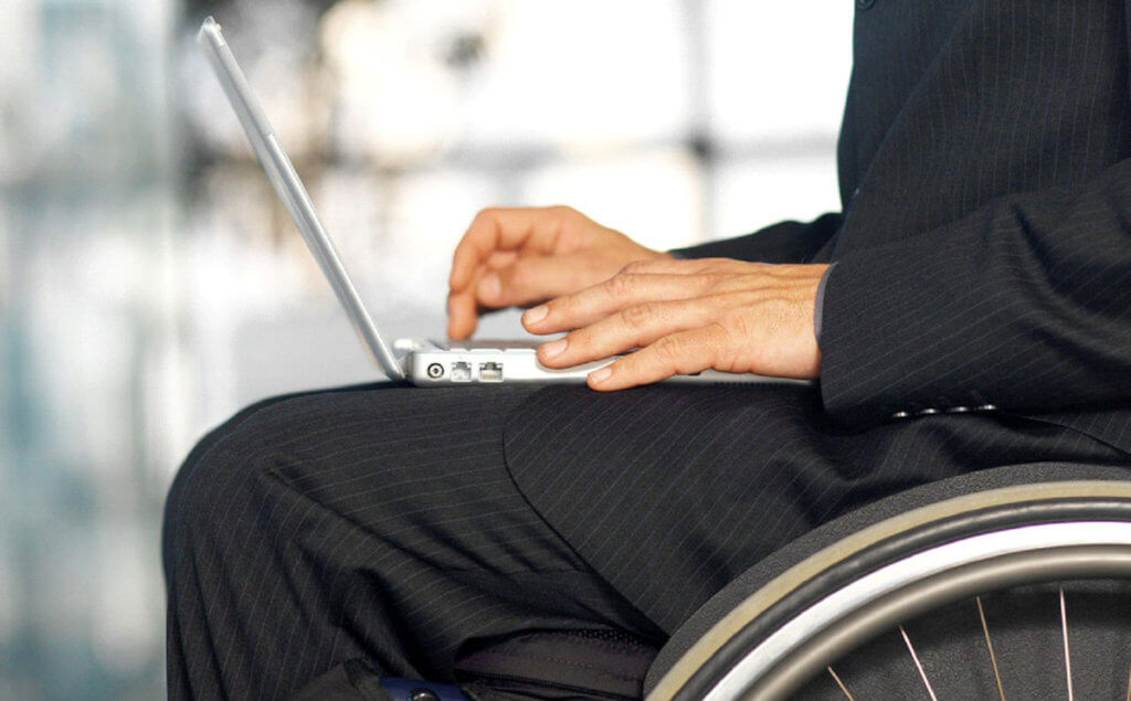 На Львівщині з початку року працевлаштували майже тисячу людей з інвалідністю