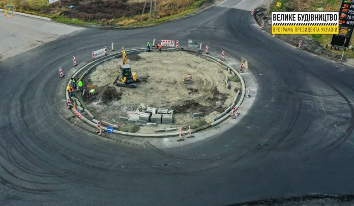 «Велике будівництво»: триває ремонт дороги між Волинню та Львівщиною