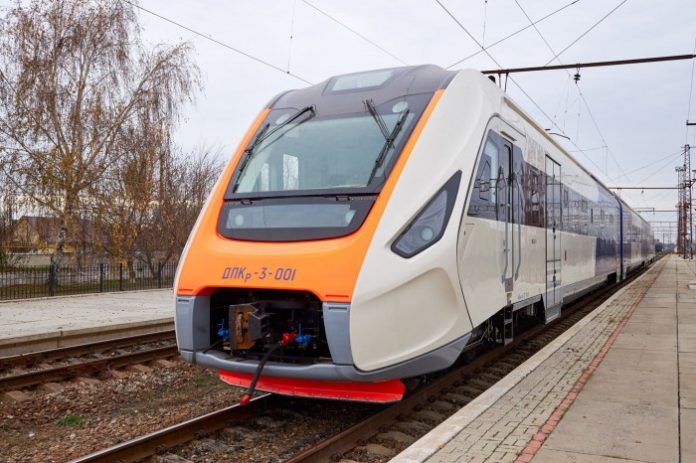 «Укрзалізниця» запустить новий потяг зі Львова до Чернівців