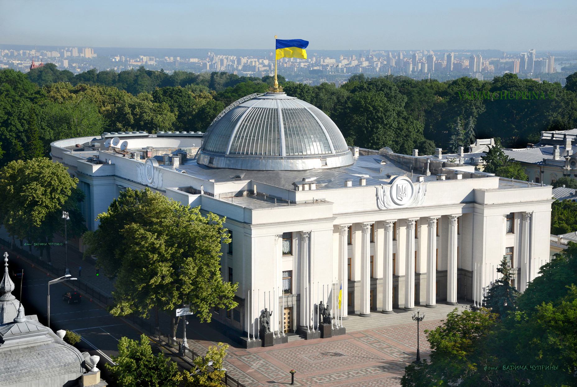Народні депутати звинувачують владу у провокуванні сутичок в Києві