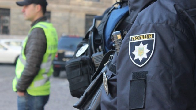 На Луганщині одинадцять поліцейських перейшли на бік окупантів