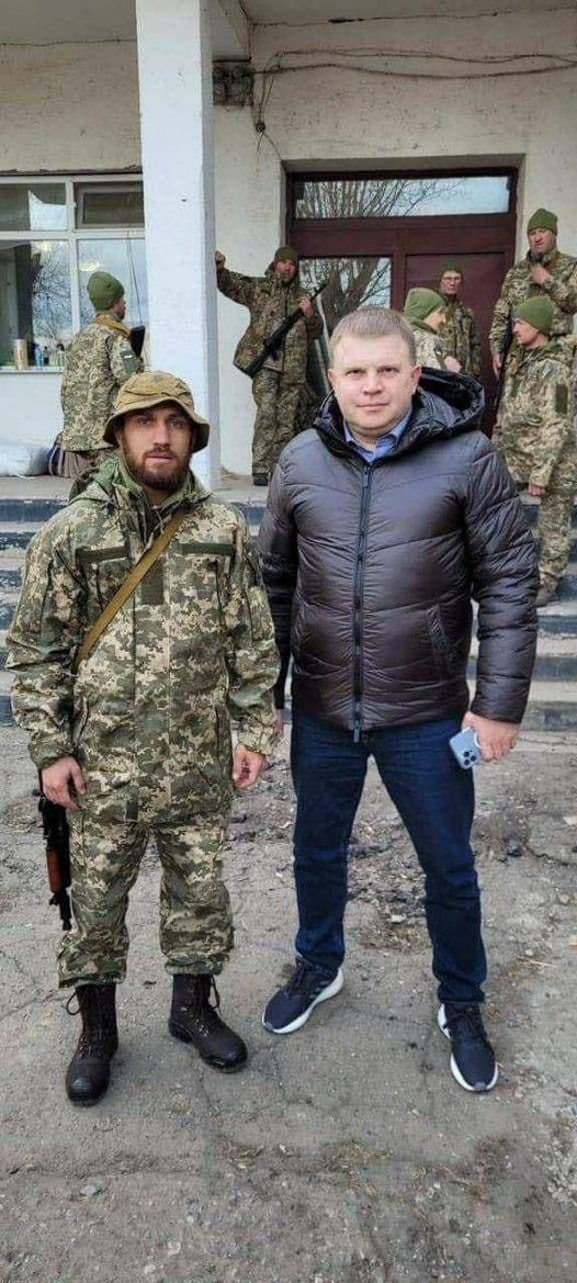 Чемпіон світу Василь Ломаченко вступив у тероборону Білгород-Дністровського (фото) - 2