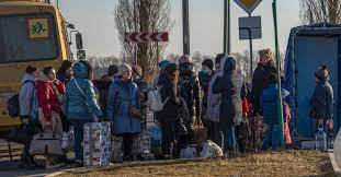 Біженці з ОРДЛО: до Росії вже виїхали понад 96 тисяч мешканців, чекають до пів мільйона