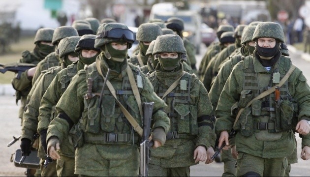 Армія рф зупинилась на трьох напрямках, однак продовжує штурмувати Донецький