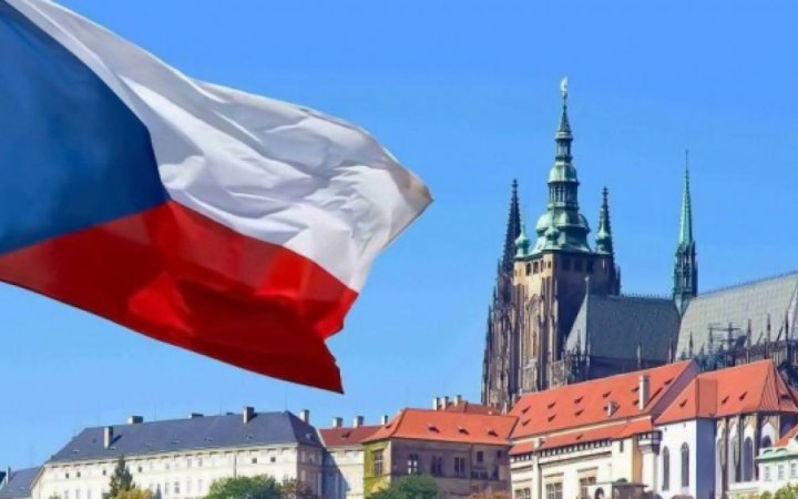 Чехія ремонтуватиме для України бронетехніку