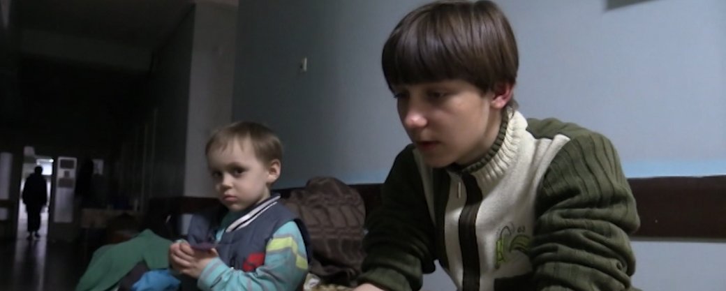 Українські бійці врятували у Рубіжному двох дітей, які тиждень самі жили під обстрілами