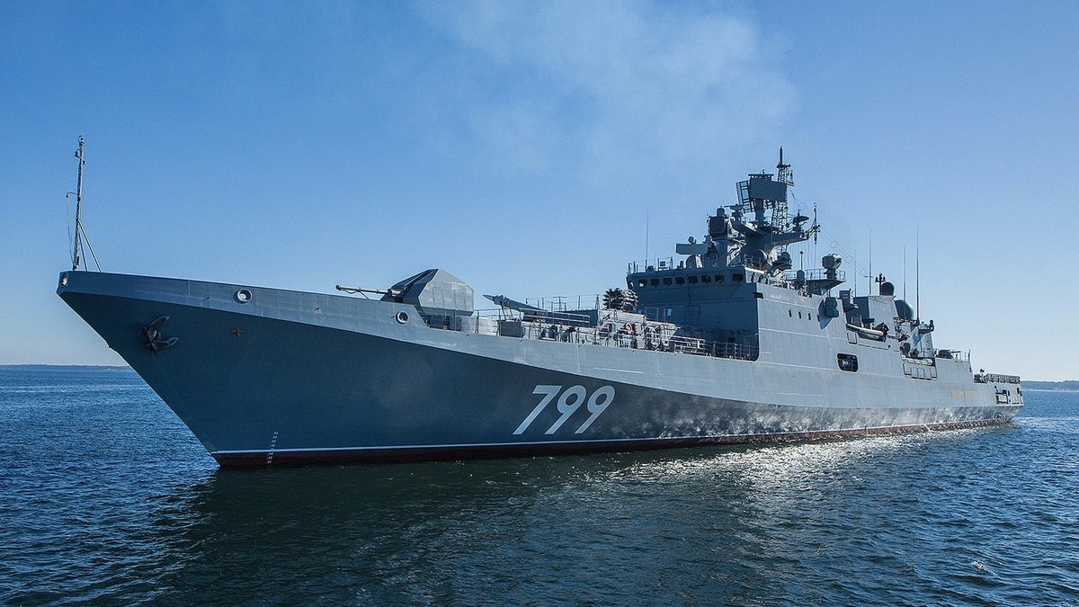 В акваторію Чорного моря зайшов ворожий корабель «Адмірал Макаров», яким керує зрадник України