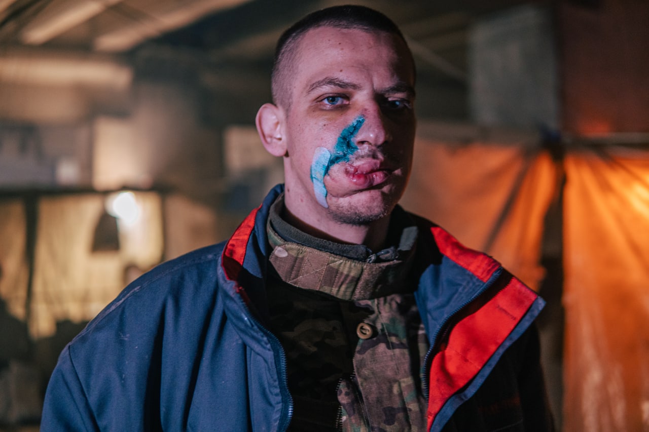 Полк «Азов» показав, в яких умовах перебувають поранені захисники на «Азовсталі» (фото)￼ - 9
