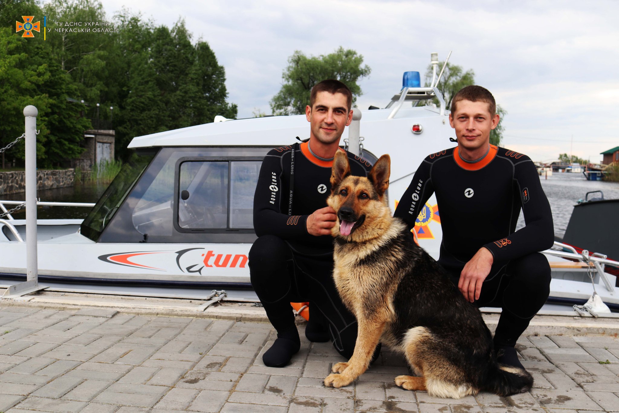 Рятувальники показили українського собаку-водолаза