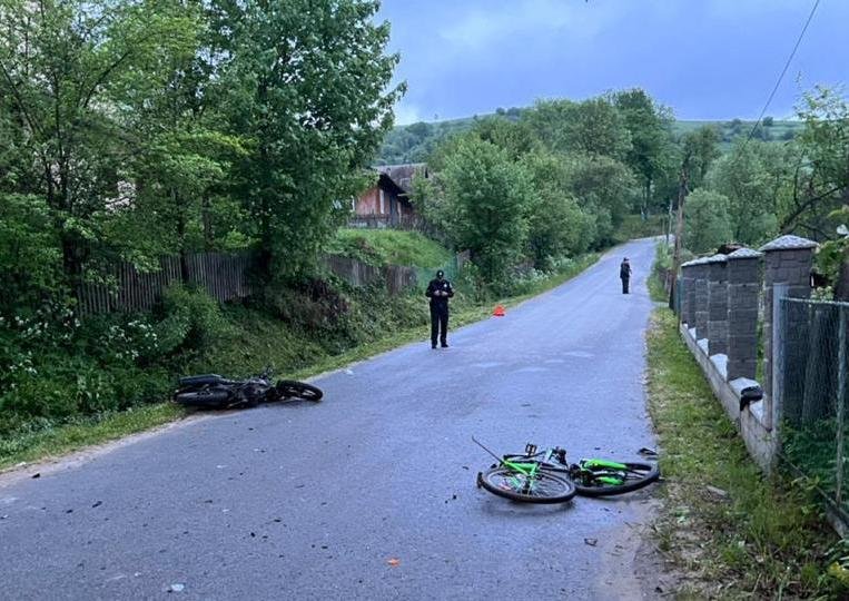 На Самбірщині після зіткнення із мотоциклом загинула 13-річна велосипедистка
