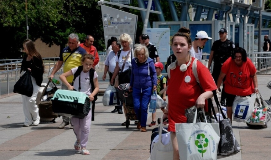 Болгарія зупиняє державну програму розміщення українських біженців