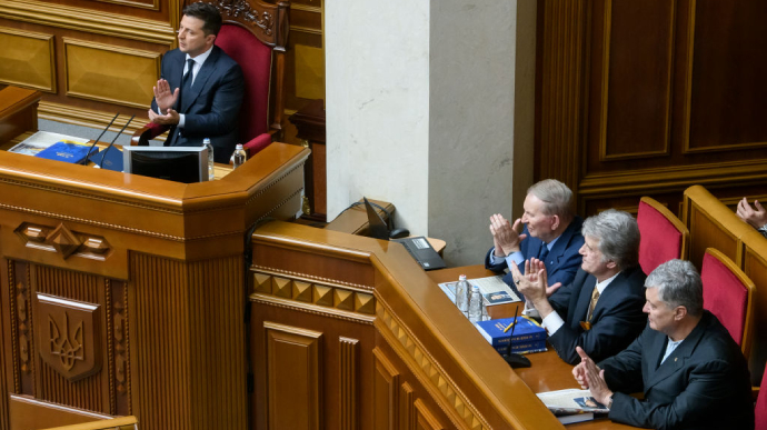 Попередні президенти України звернулись до світу, щоб врятувати бійців з «Азовсталь» (фото)