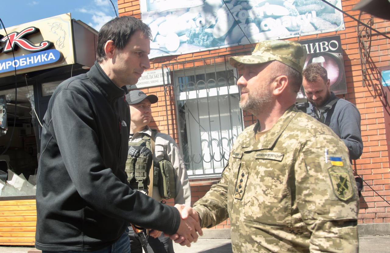 Глава МЗС Нідерландів відвідав зруйнований росіянами Ірпінь