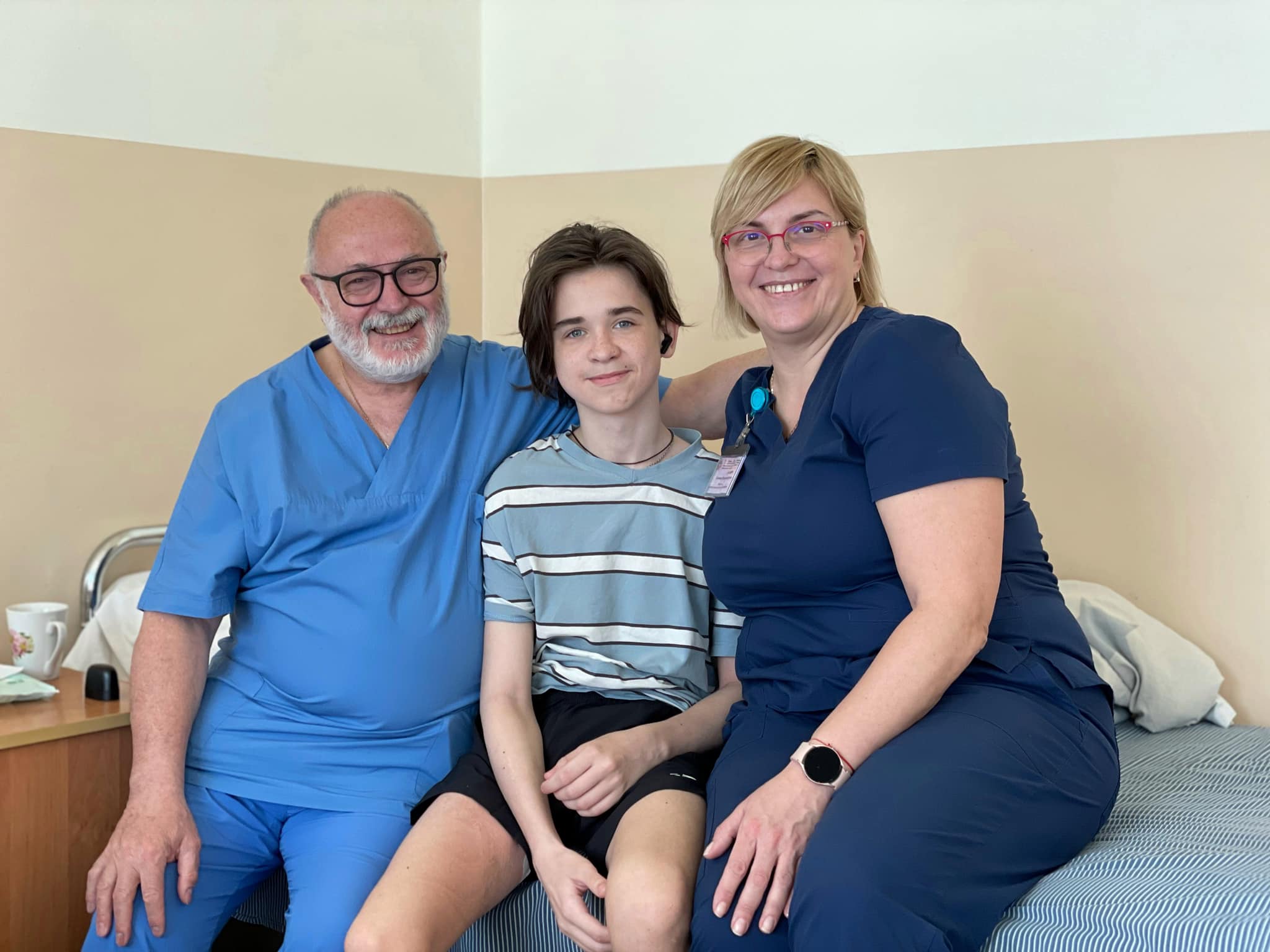 У Львові італійський хірург врятував підлітка, який постраждав під час ворожого обстрілу Краматорська