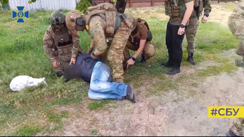 На Харківщині завербований російський агент здавав окупантам позиції ЗСУ