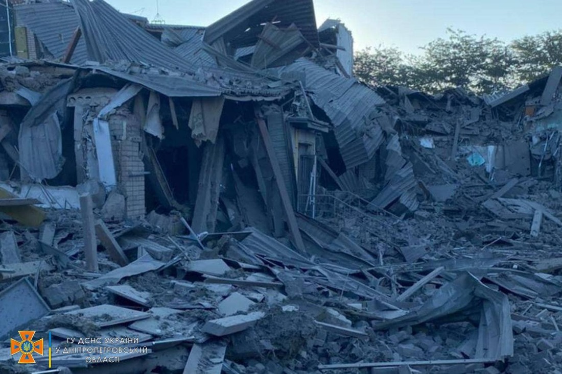 Наслідки обстрілу Дніпропетровщини: зруйновані школи та будинки, є загиблі і поранені - 3
